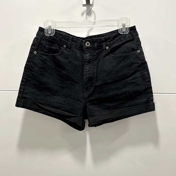 High waisted black denim shorts - Picture 1 of 3